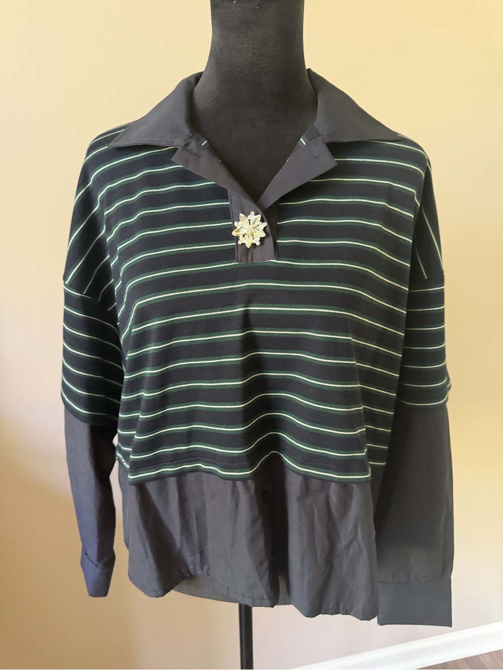 Made in Italy Navy & Green Striped Layered Collared Blouse One Size